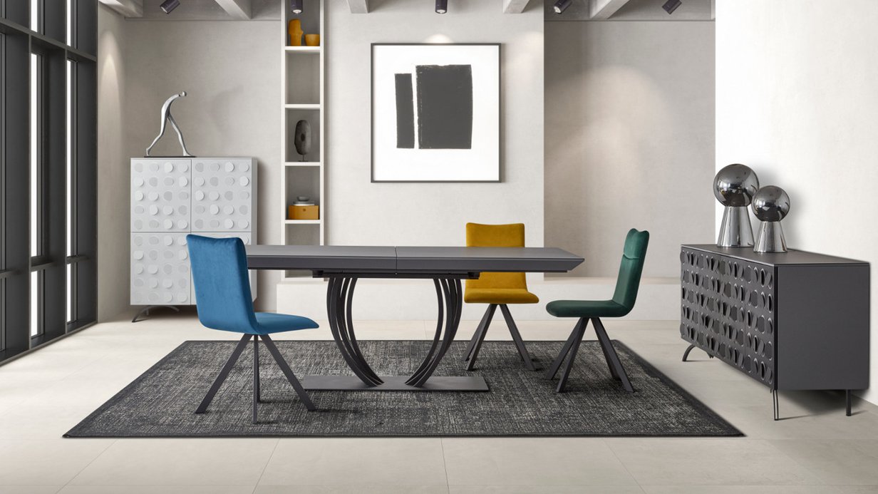 Salle à manger design : table et buffet circle